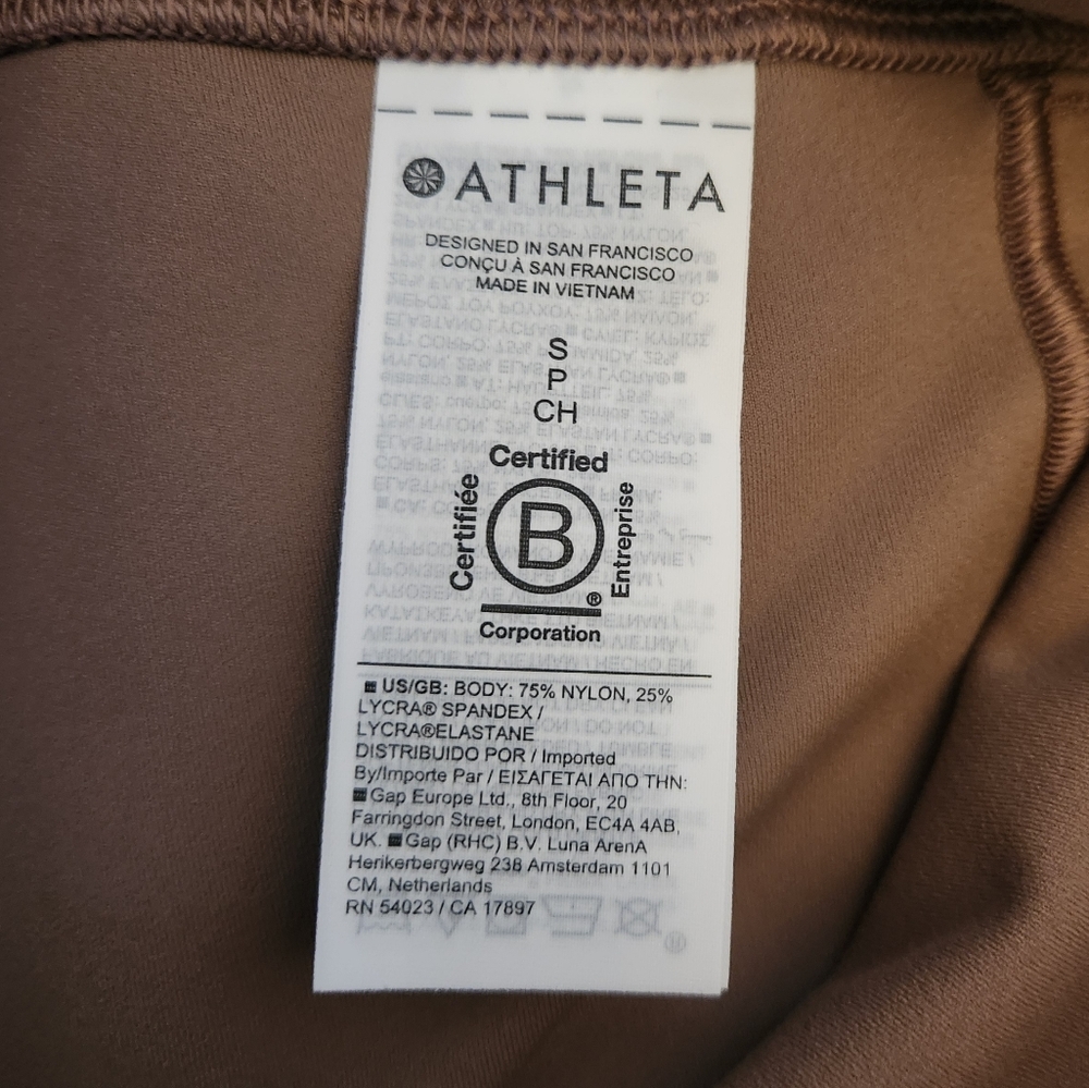 NWOT Athleta Transcend Stash Crop Straight Leg Rustic Beige Small - Picture 13 of 15